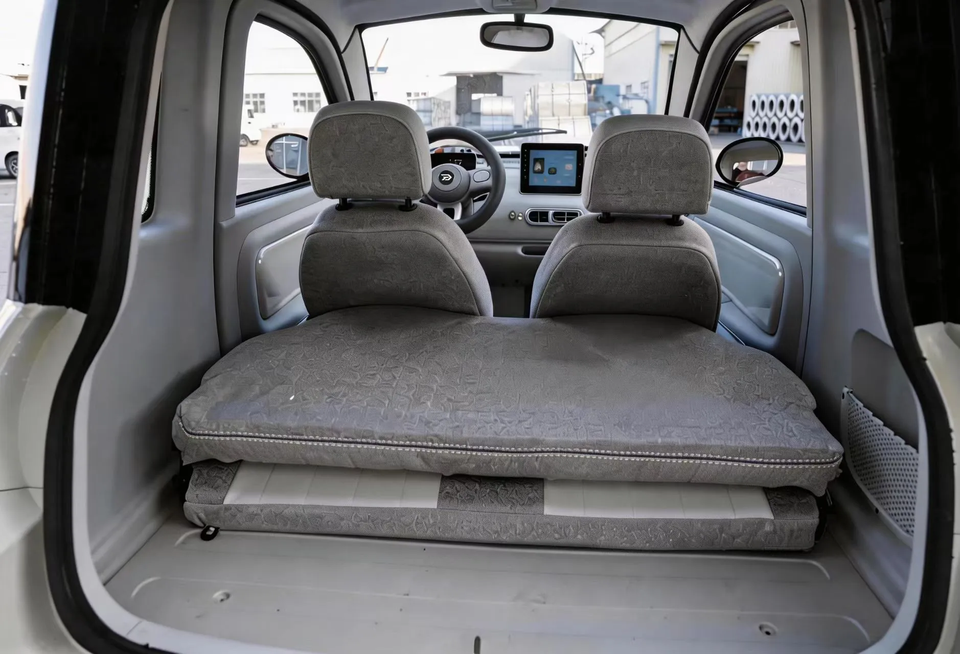 BTE 09 MINI Passenger Car
